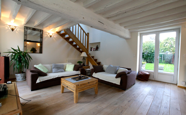 Location meublée et franchise en base de TVA : les règles applicables